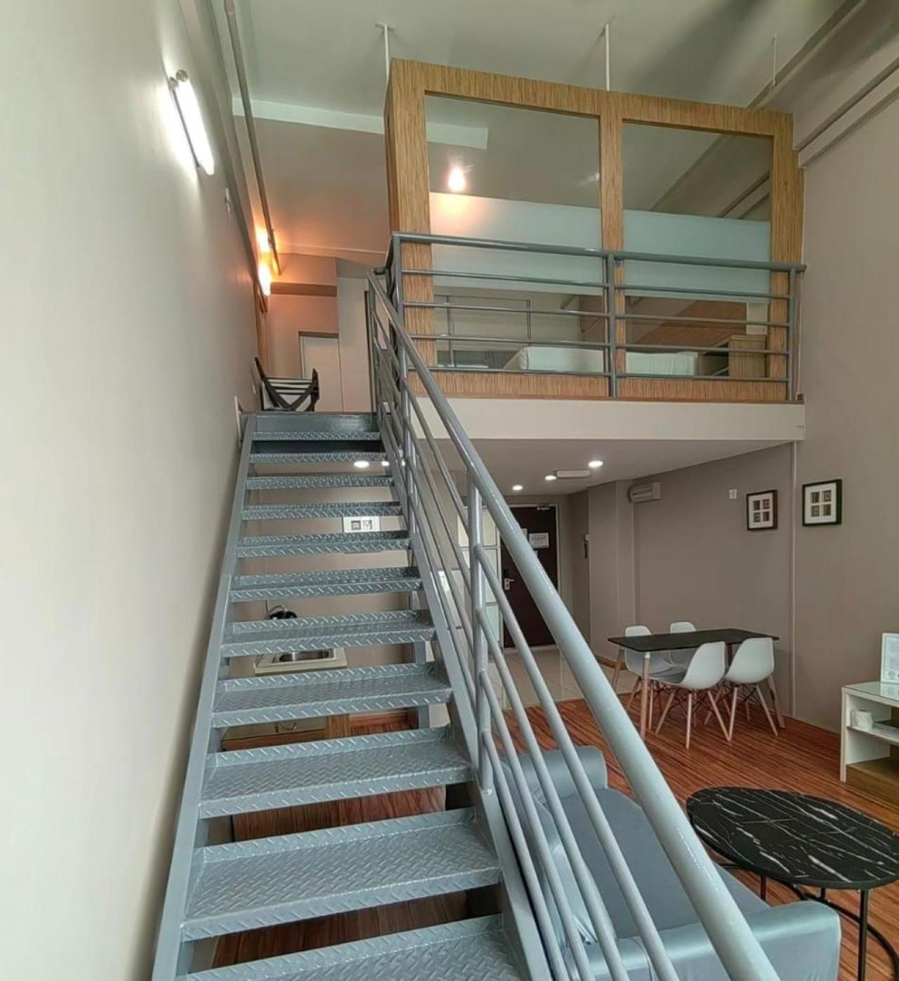 The Ceo Executive Suites Баян Лепас Екстериор снимка
